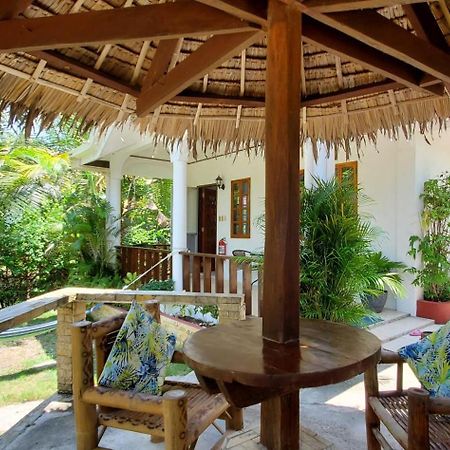 Palmera Palma Private 1-Br Bungalow In Moalboal Exteriér fotografie