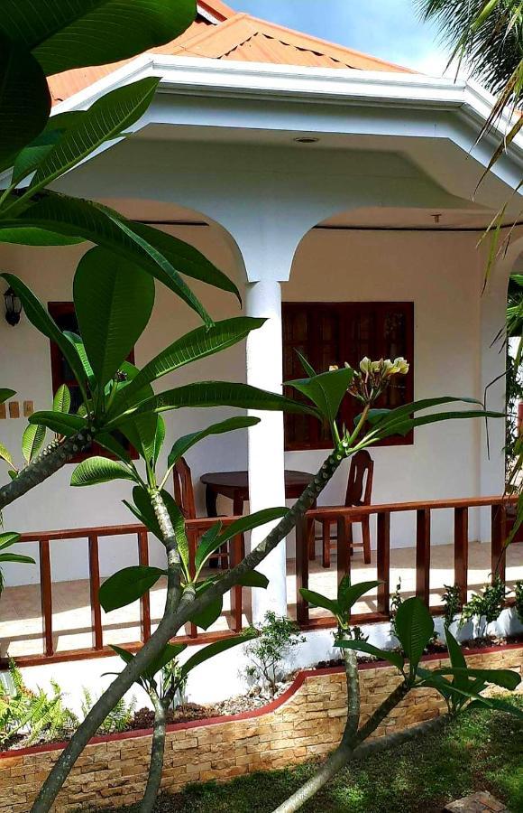 Palmera Palma Private 1-Br Bungalow In Moalboal Exteriér fotografie