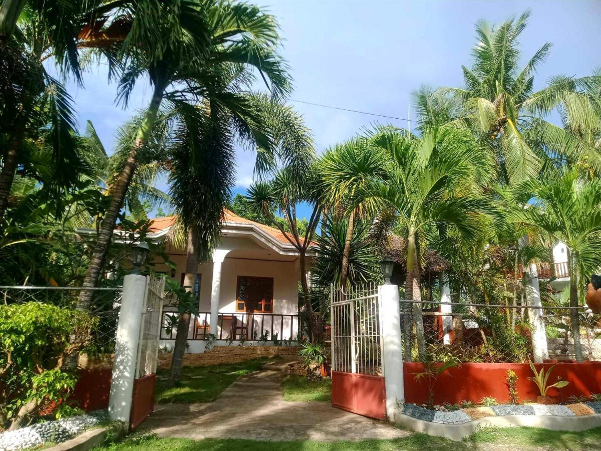 Palmera Palma Private 1-Br Bungalow In Moalboal Exteriér fotografie