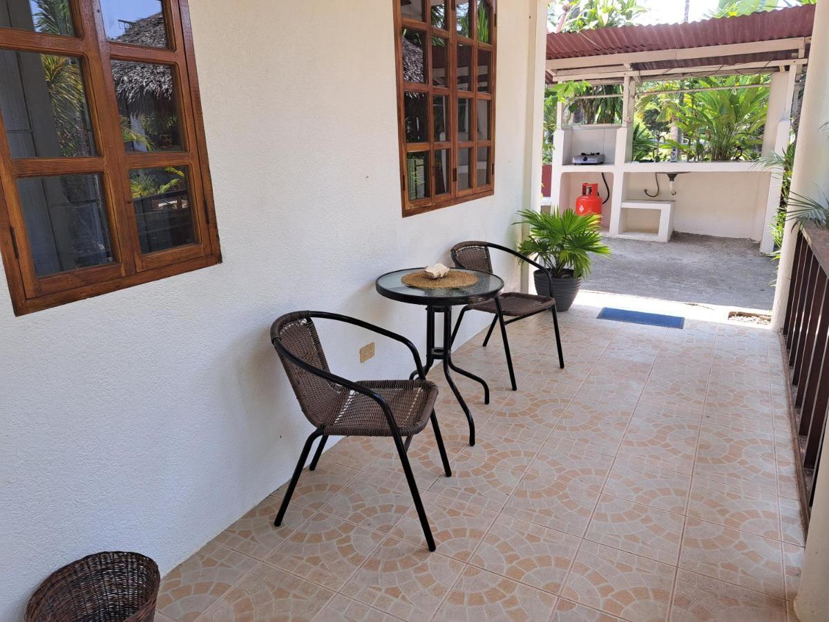 Palmera Palma Private 1-Br Bungalow In Moalboal Exteriér fotografie